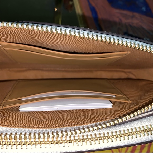 COACH Floral Kira Print Crossbody Wristlet - Picture 9 of 15